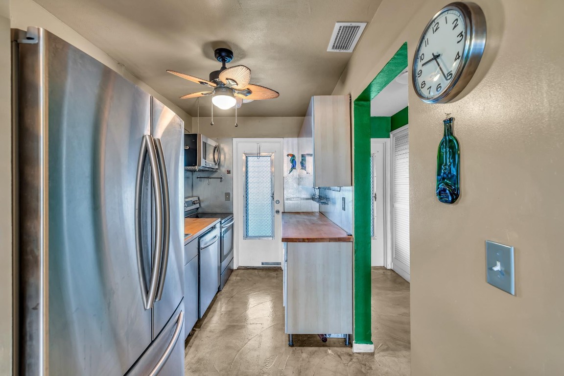 VENETIAN PARK CO-OP - Residential