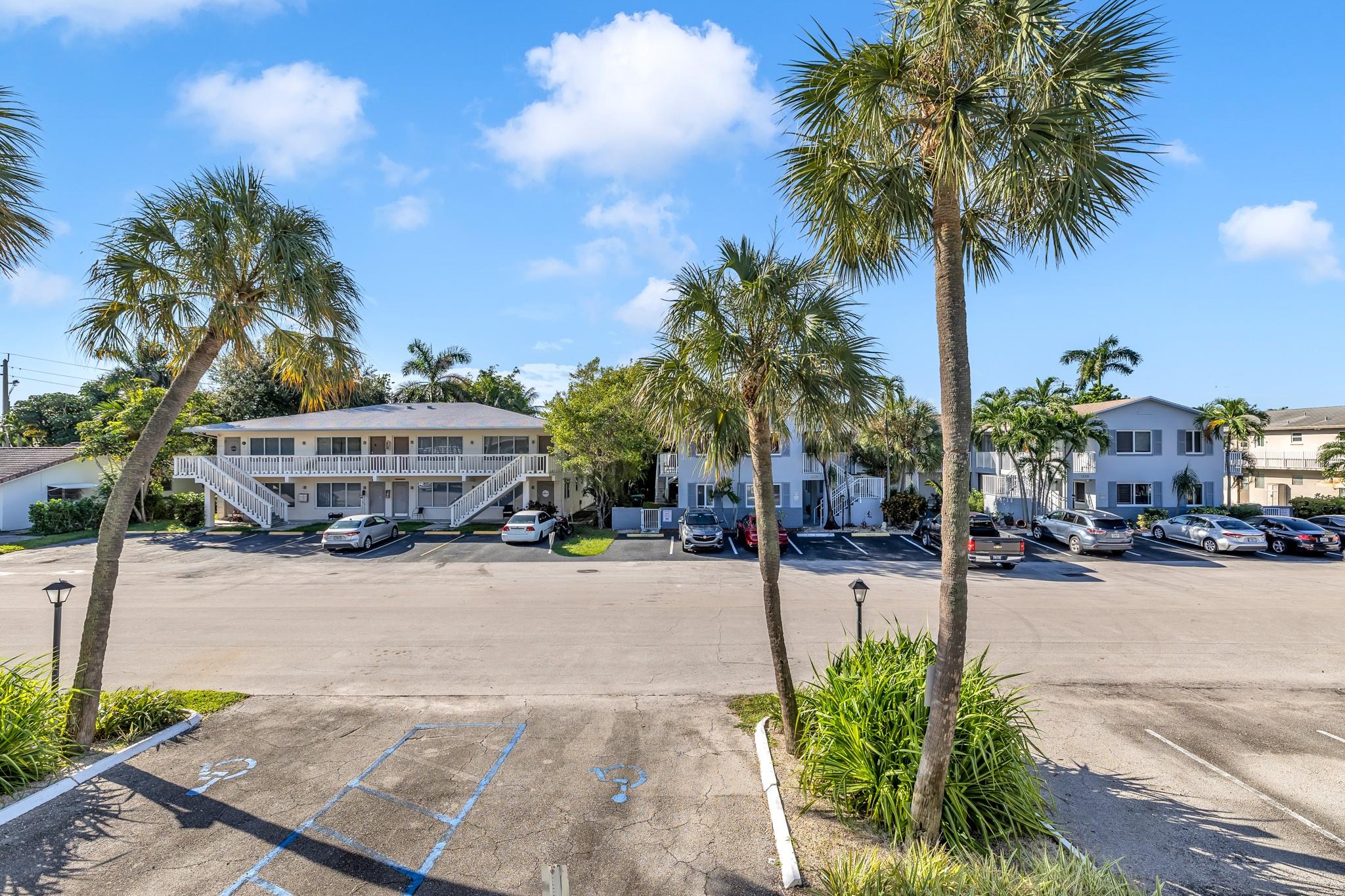 VENETIAN PARK CO-OP - Residential