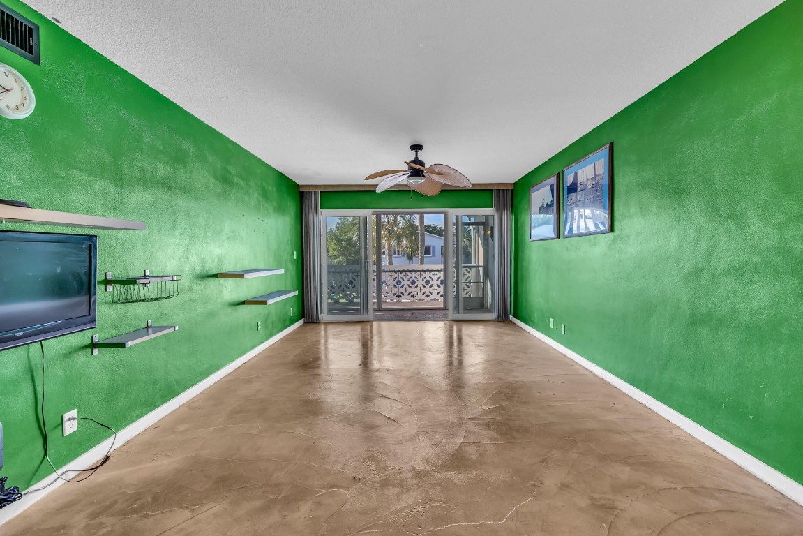 VENETIAN PARK CO-OP - Residential