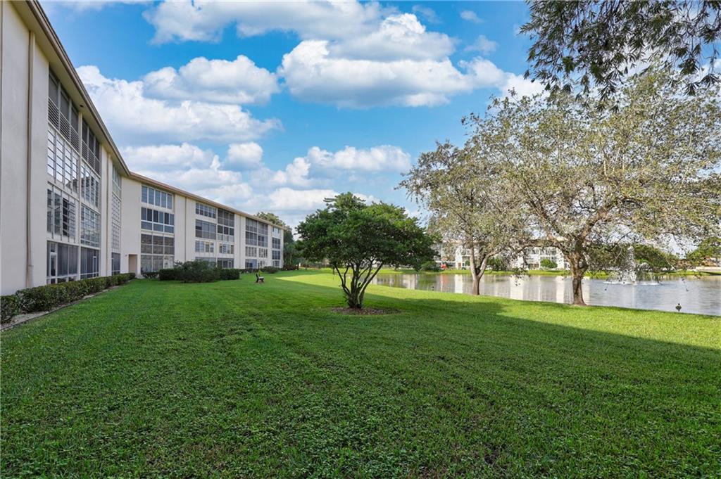 WYNMOOR VILLAGE - Residential