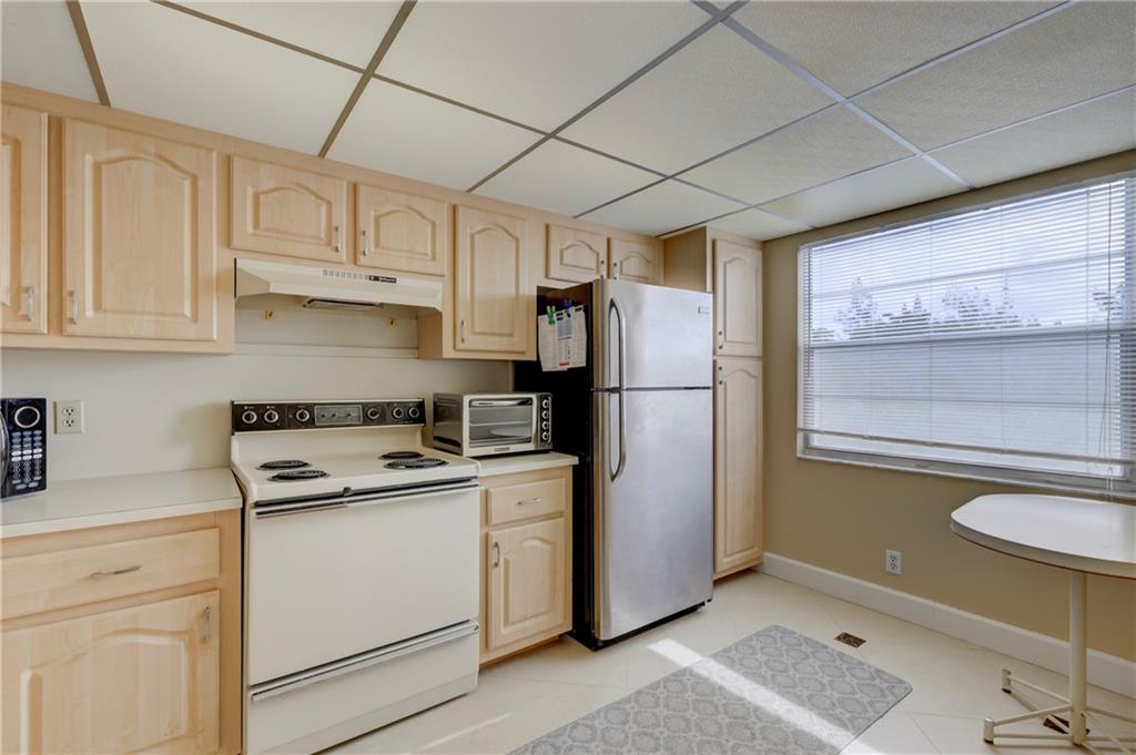 WYNMOOR VILLAGE - Residential