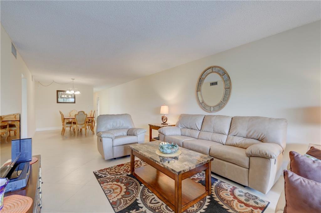 WYNMOOR VILLAGE - Residential