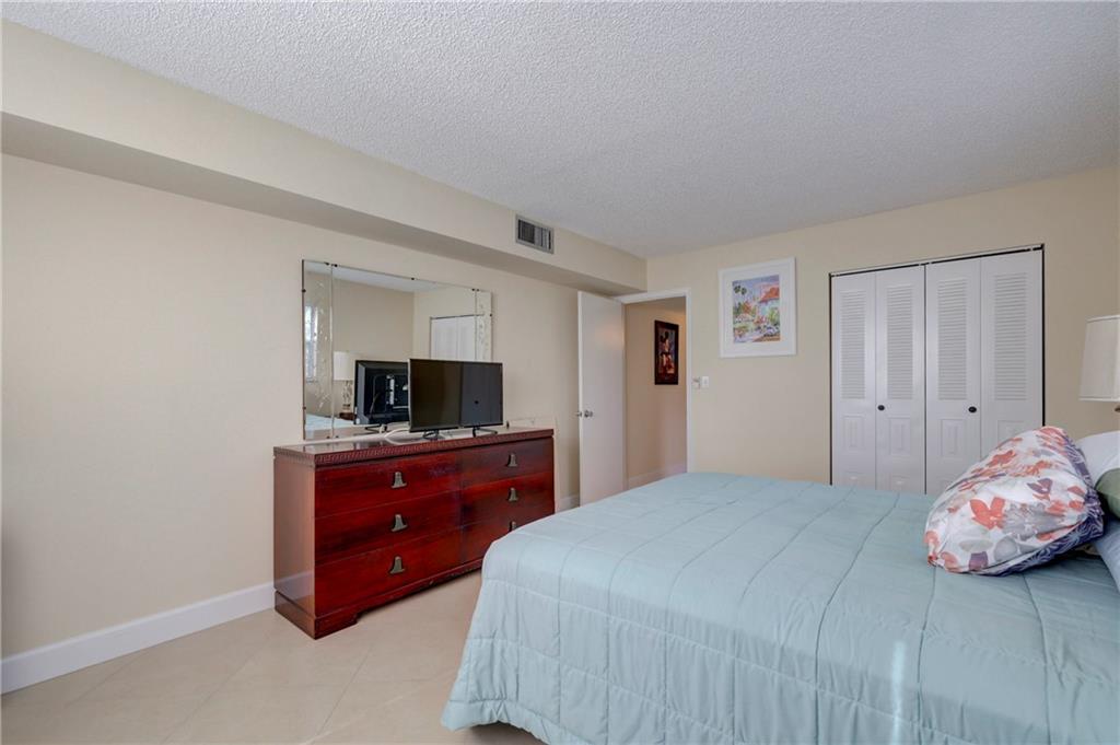 WYNMOOR VILLAGE - Residential