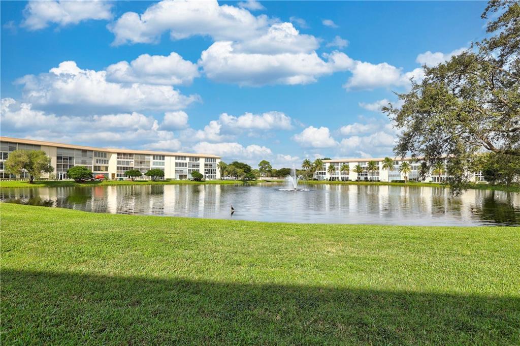 WYNMOOR VILLAGE - Residential