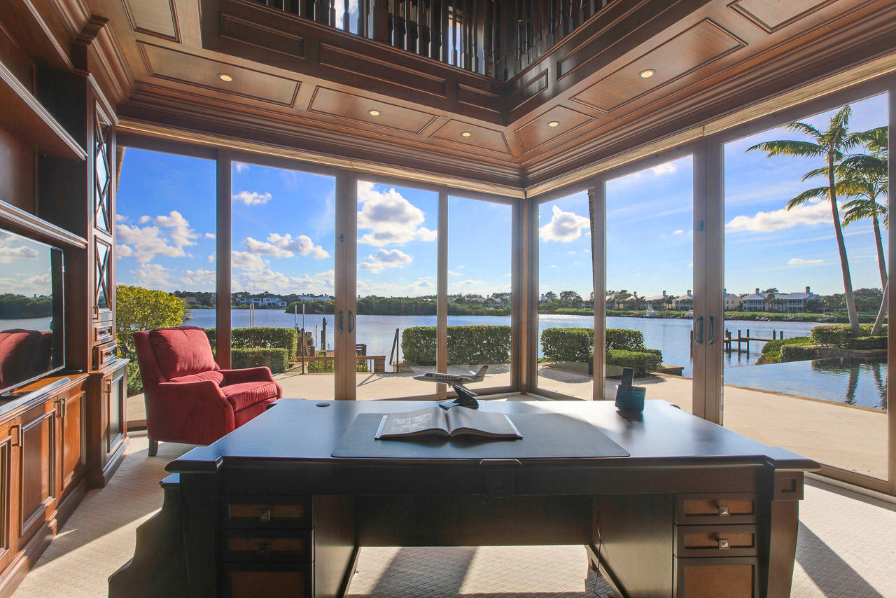 Admirals Cove - Residential