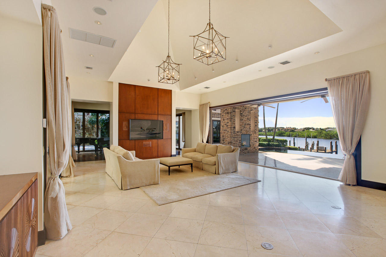 Admirals Cove - Residential