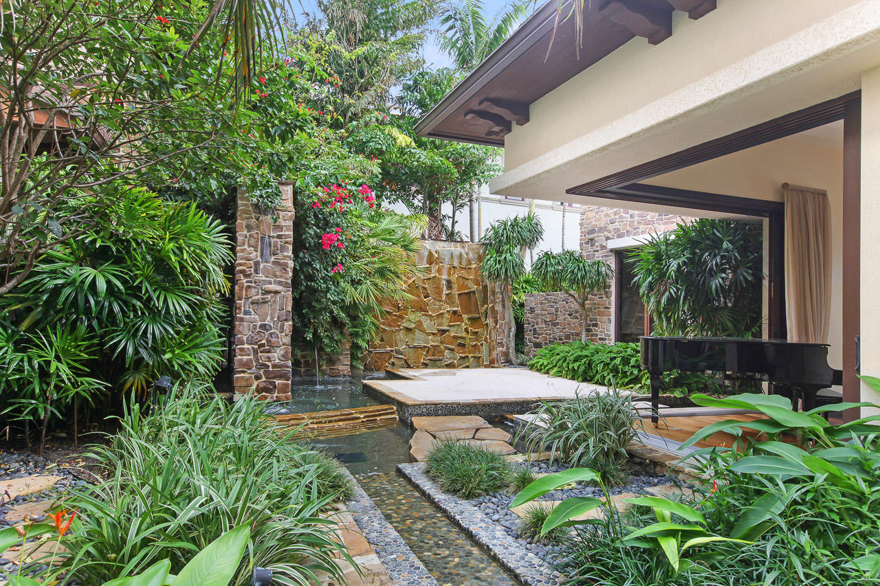 Admirals Cove - Residential