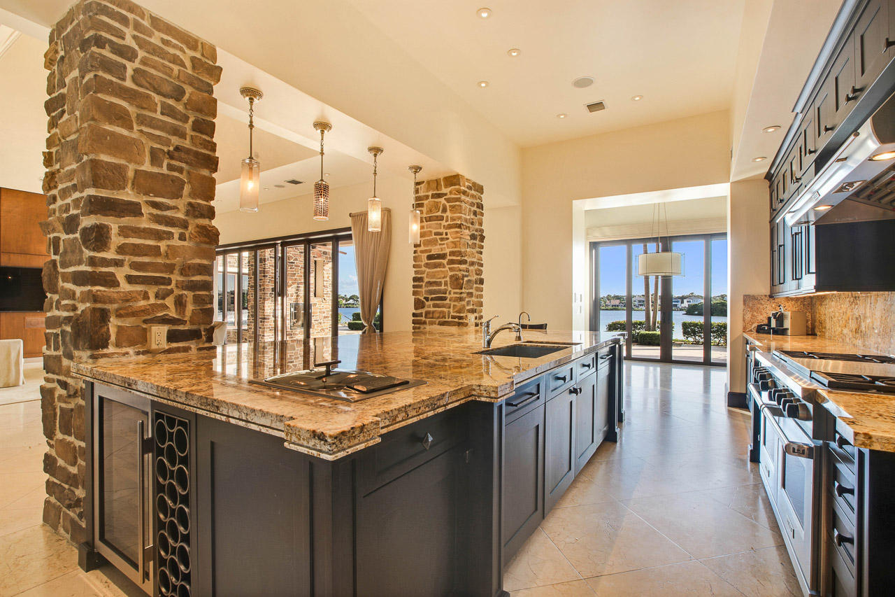 Admirals Cove - Residential