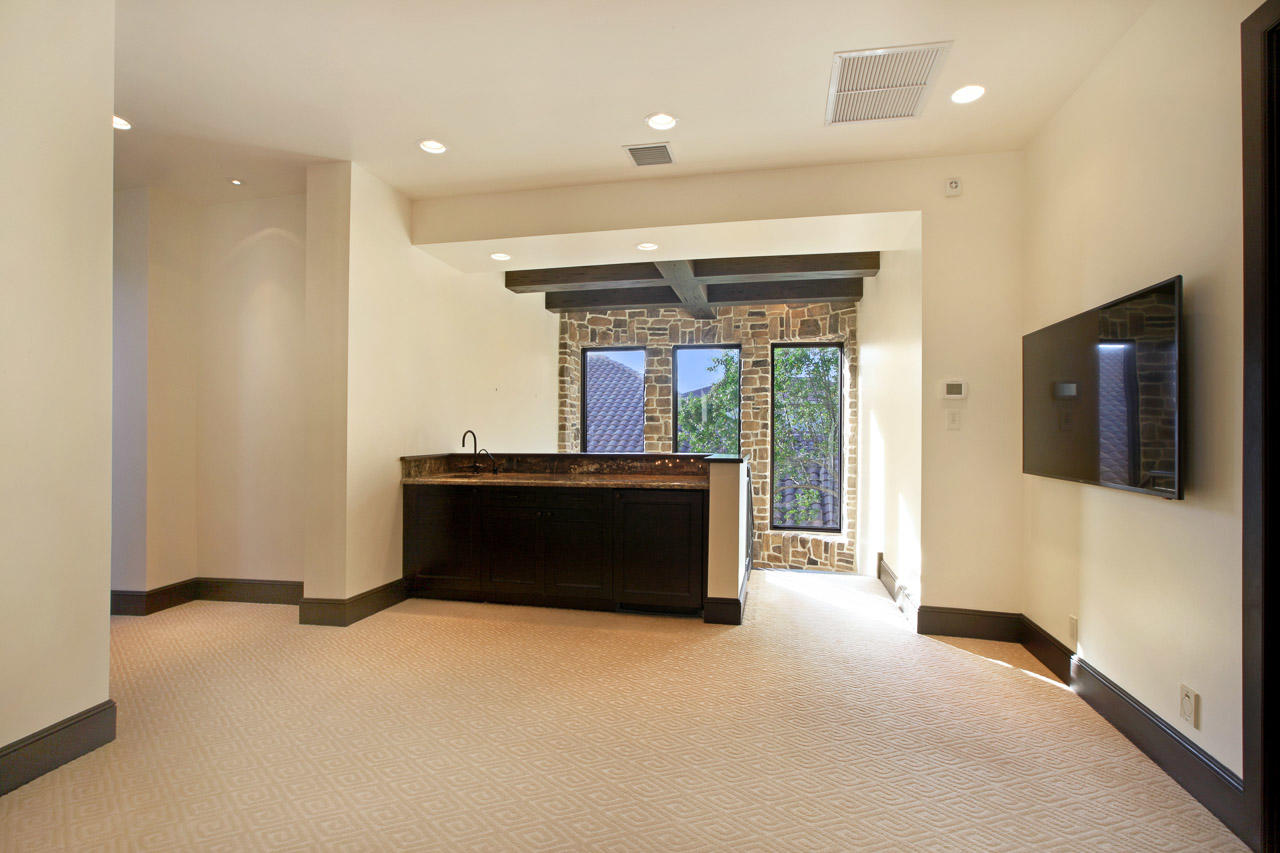 Admirals Cove - Residential