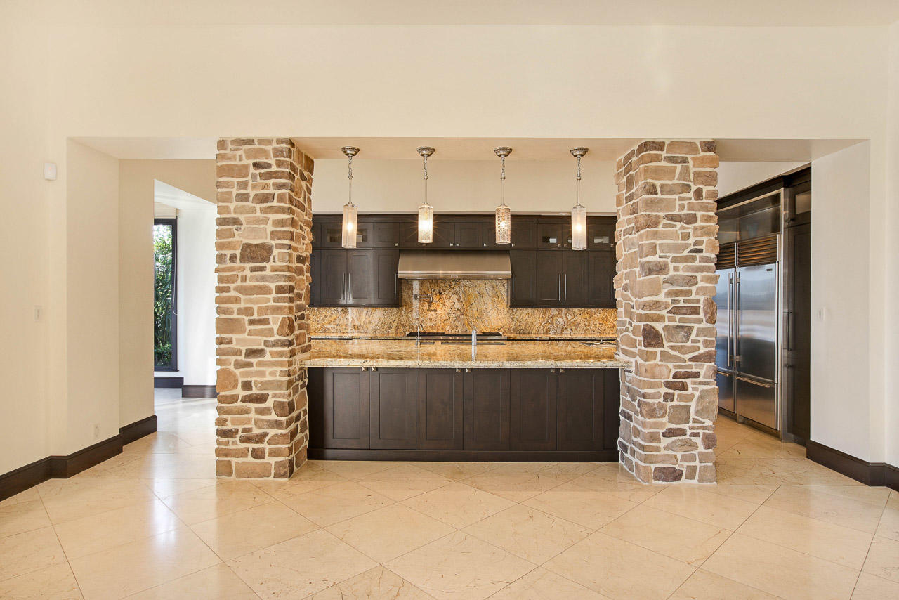 Admirals Cove - Residential