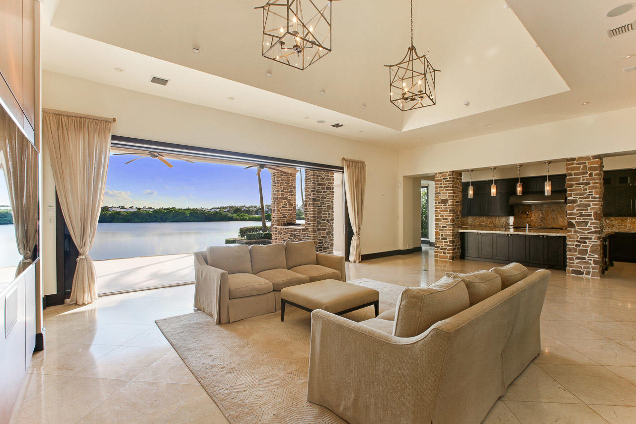 Admirals Cove - Residential