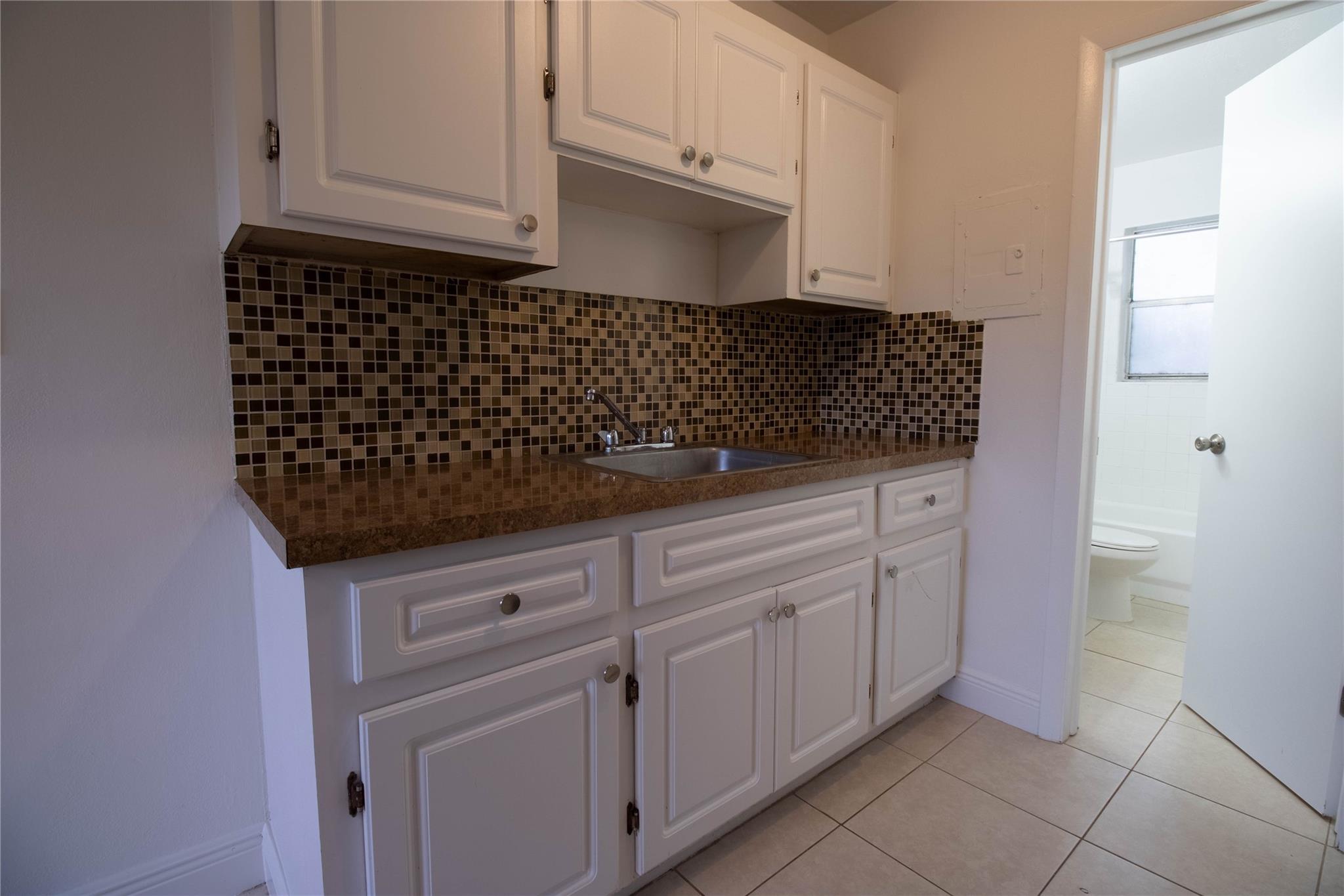 Sailboat Bend - Residential Lease