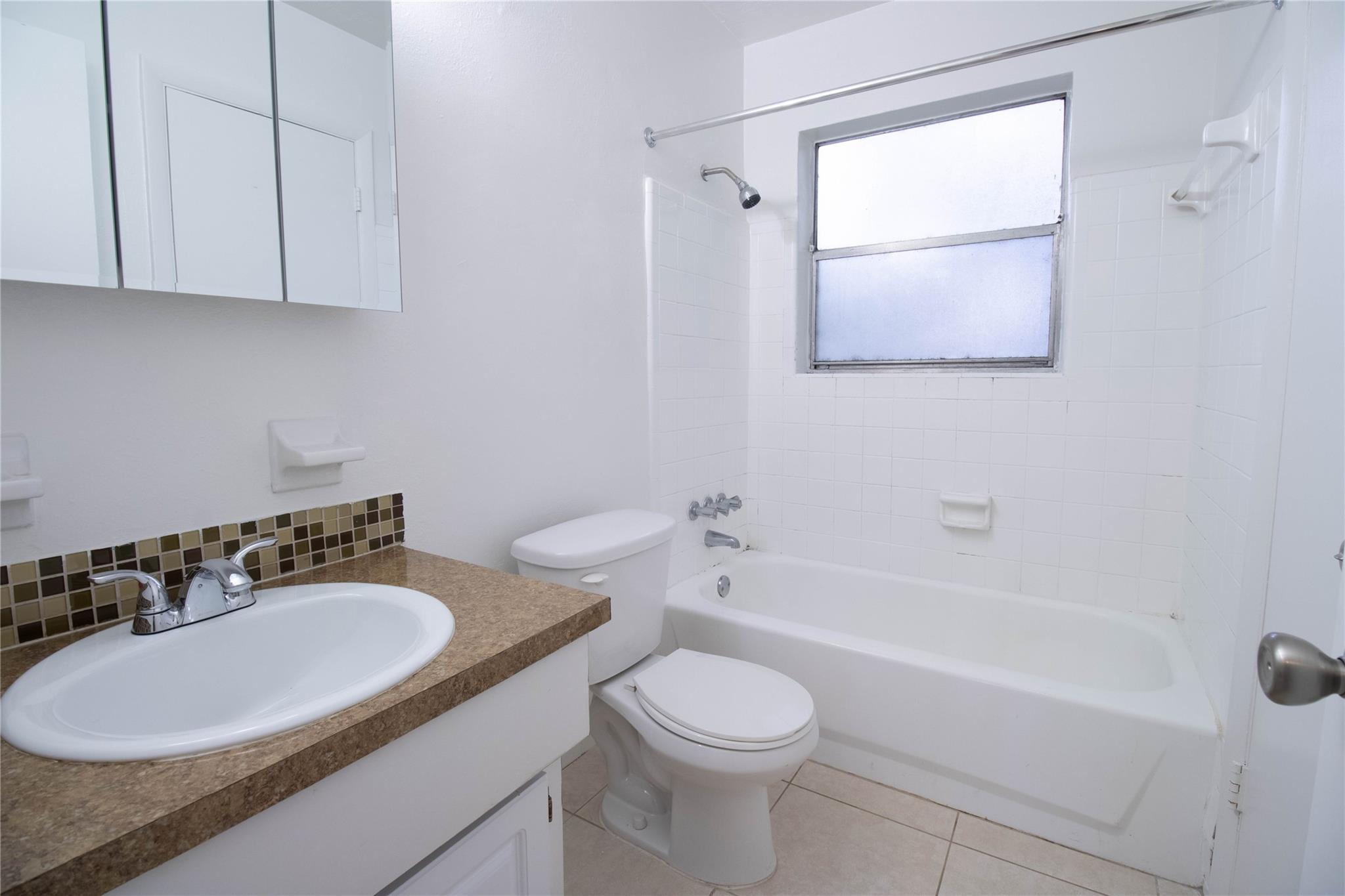 Sailboat Bend - Residential Lease