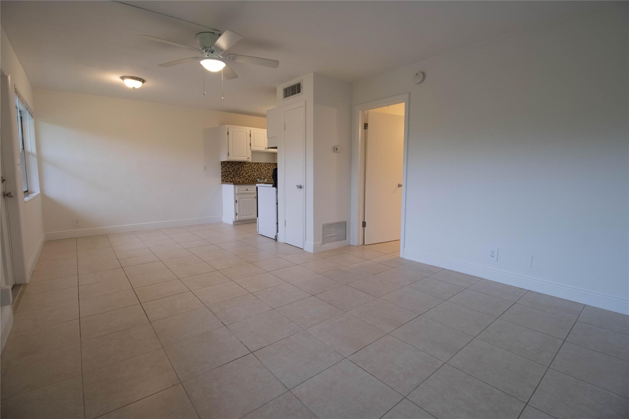 Sailboat Bend - Residential Lease