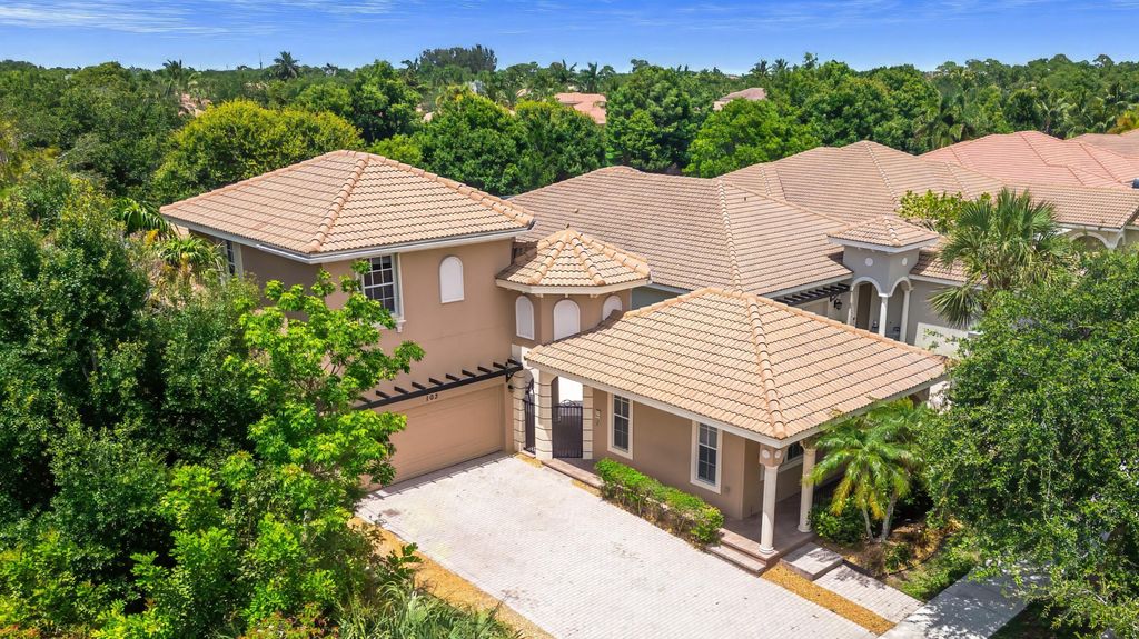 Photo of 103 Palmfield Way, Jupiter, FL 33458 (MLS # R10994133)