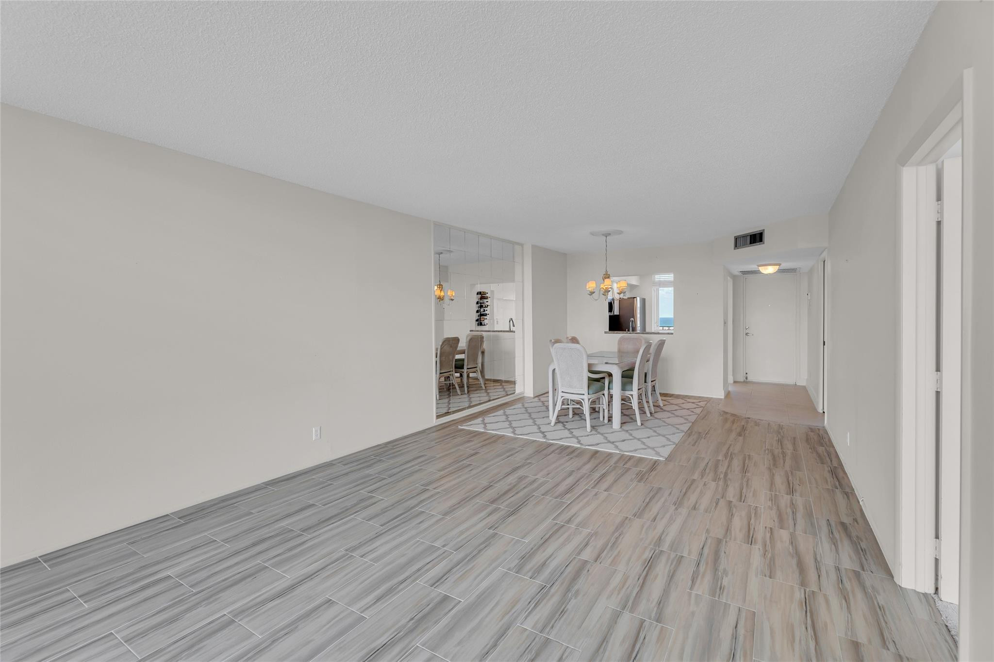 Silver Thatch Intracoastal - Residential