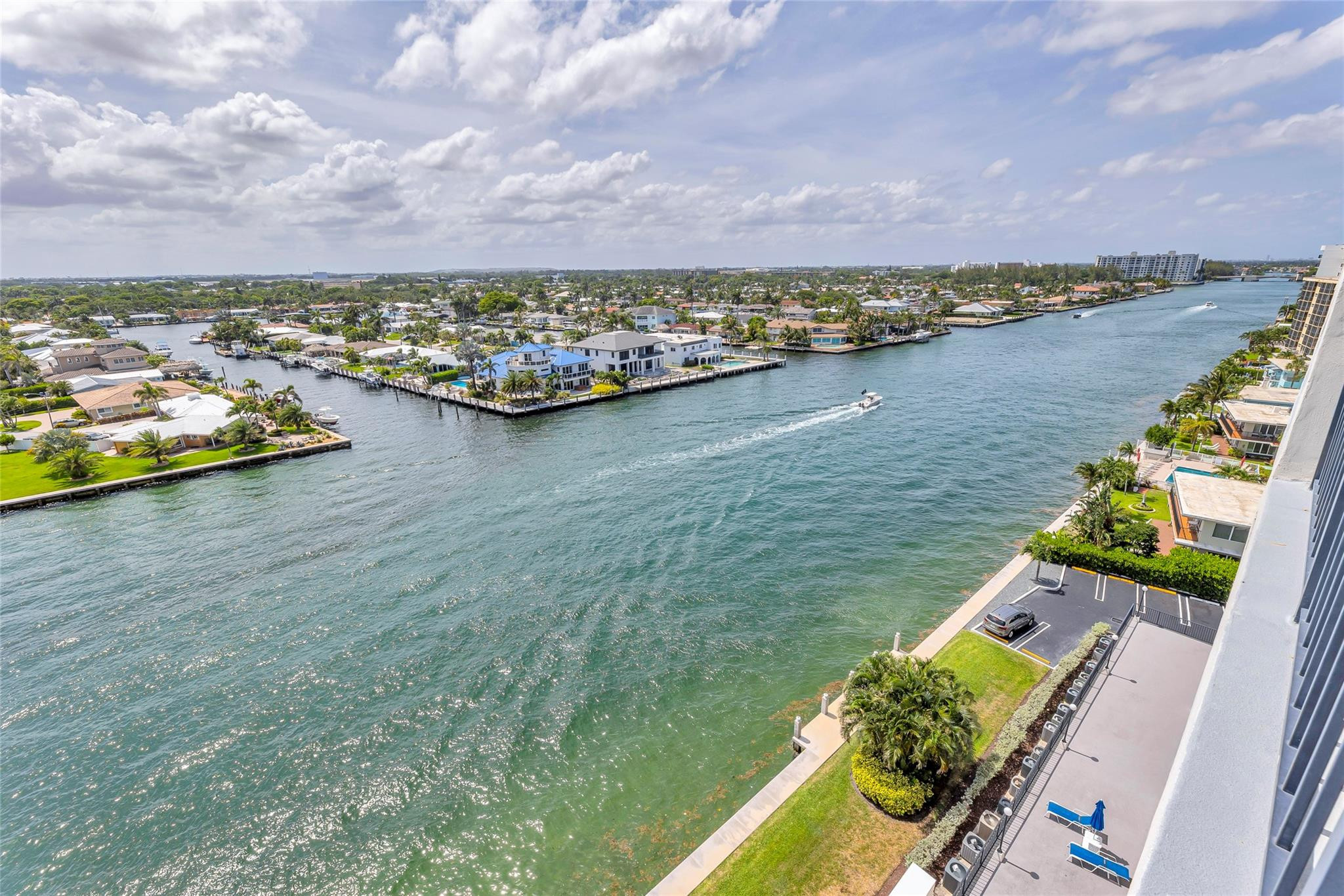 Silver Thatch Intracoastal - Residential