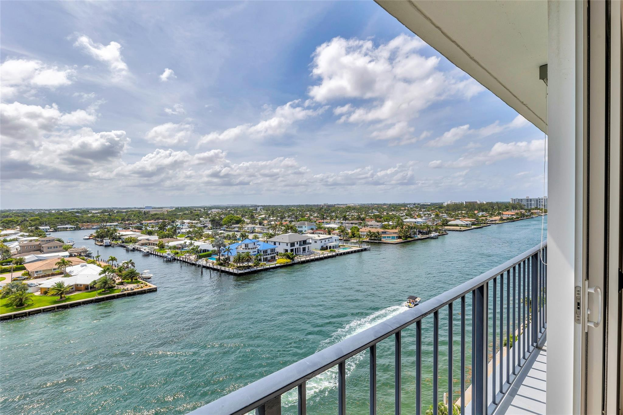 Silver Thatch Intracoastal - Residential