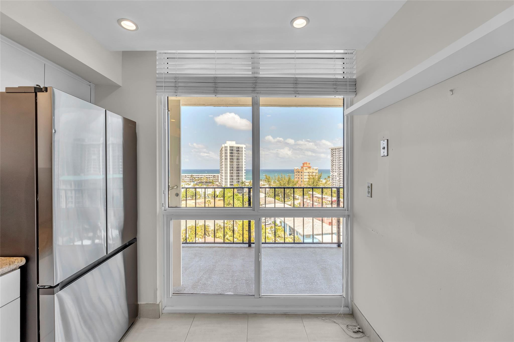 Silver Thatch Intracoastal - Residential