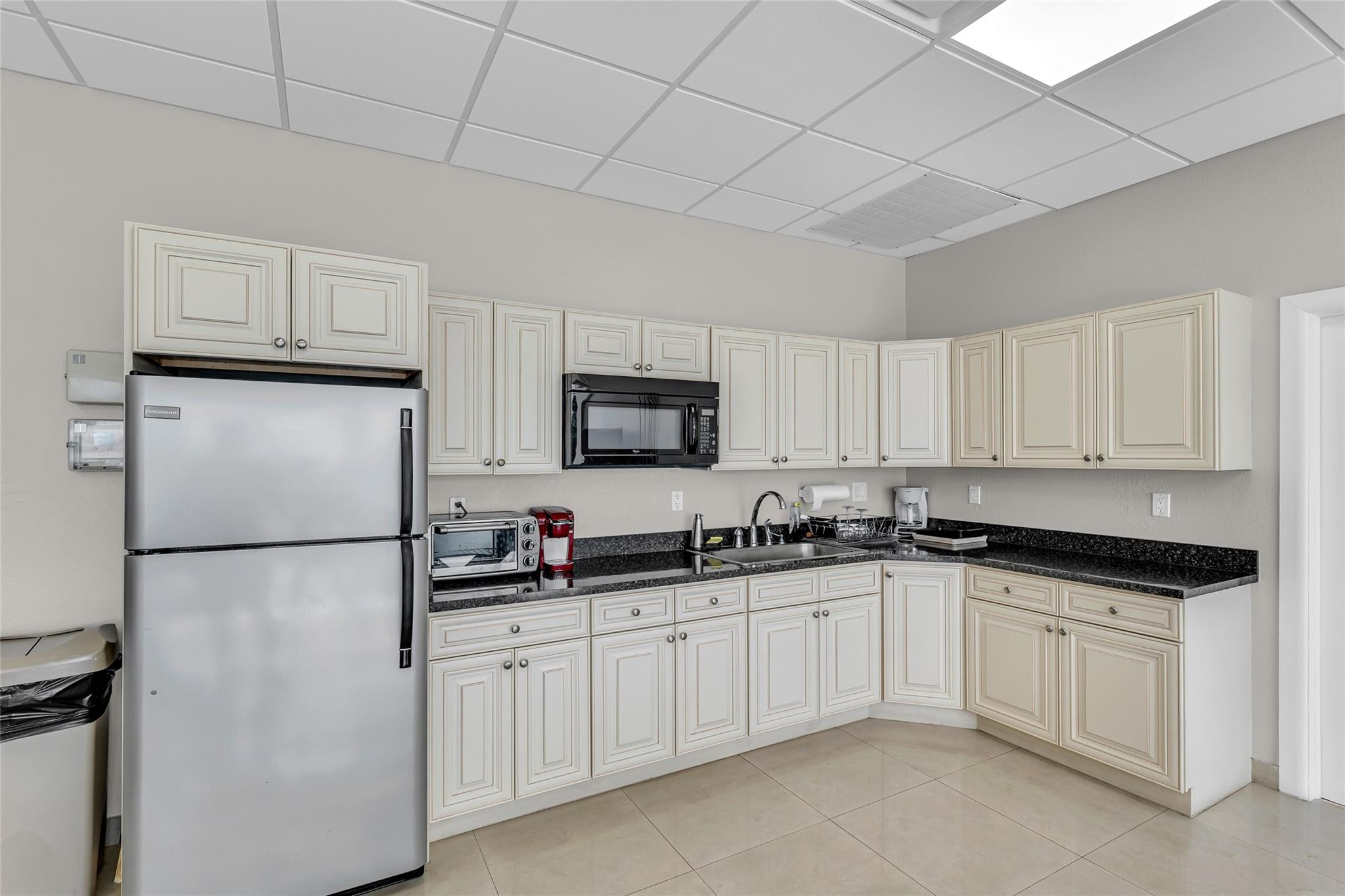 Silver Thatch Intracoastal - Residential