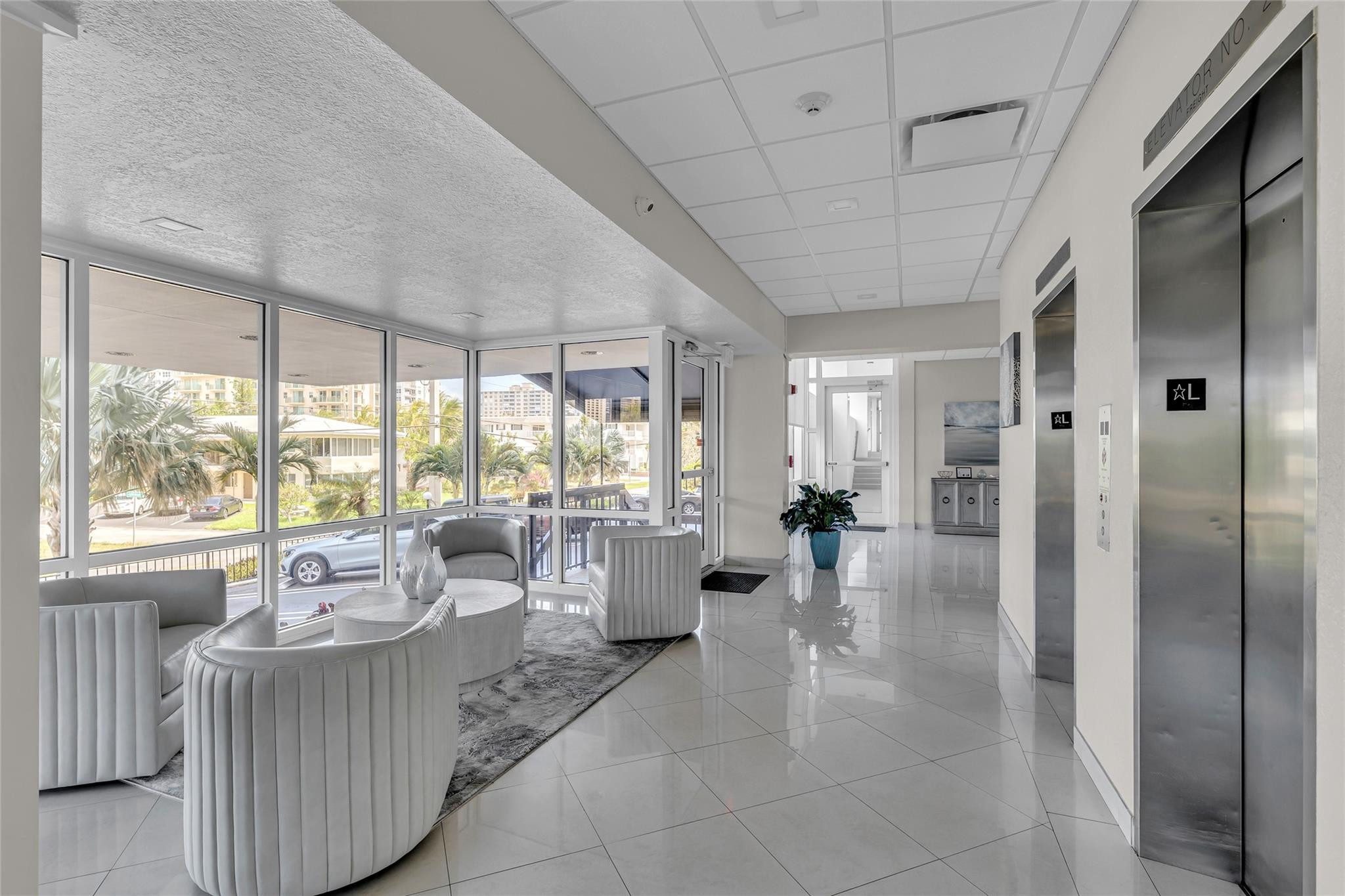 Silver Thatch Intracoastal - Residential