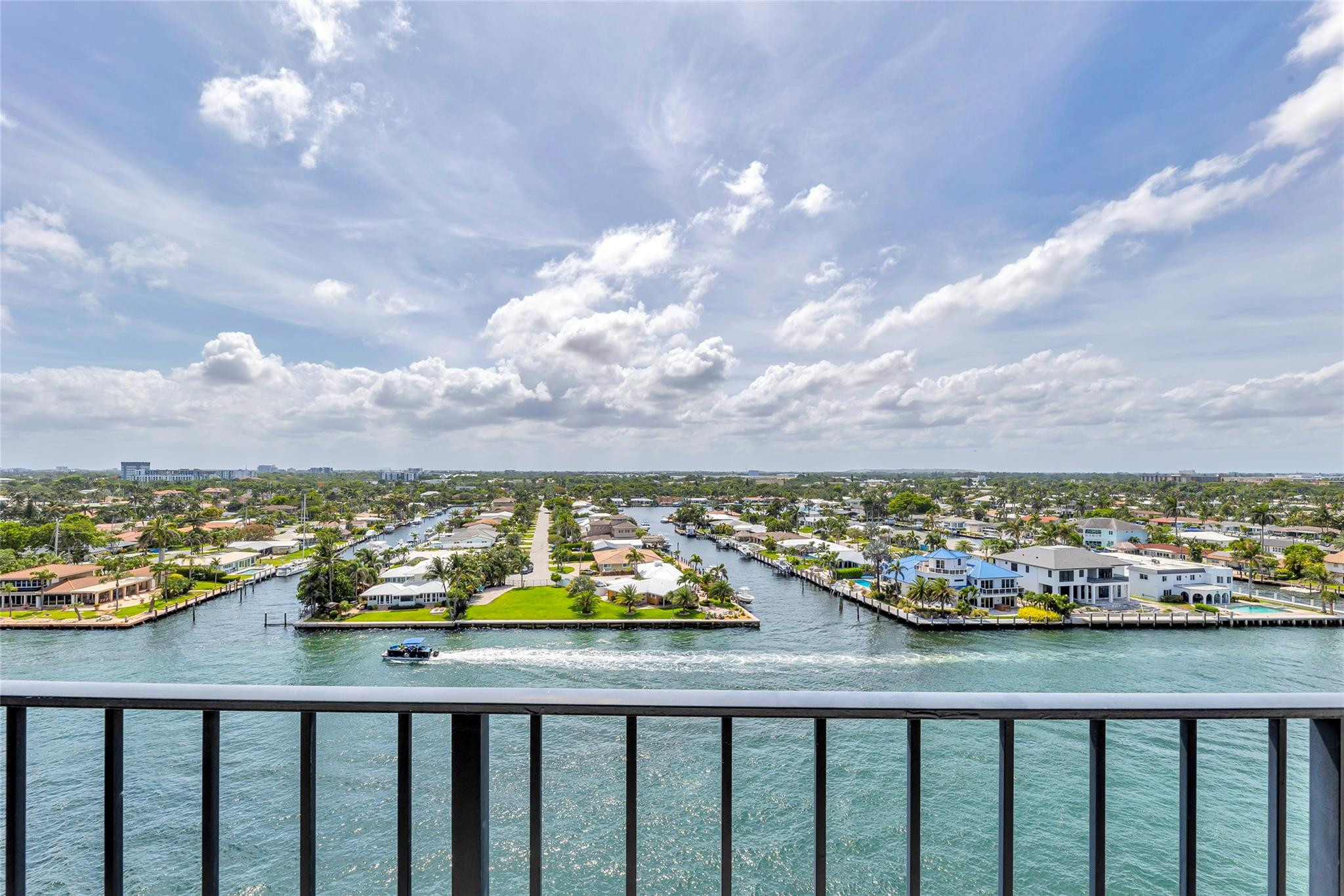 Silver Thatch Intracoastal - Residential