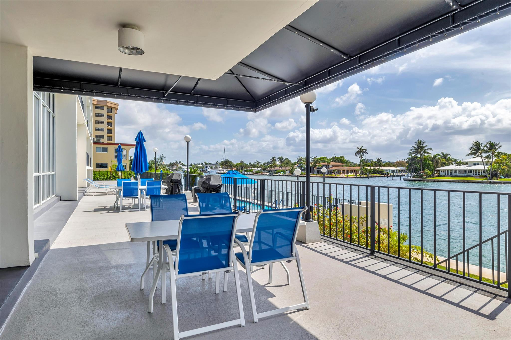 Silver Thatch Intracoastal - Residential