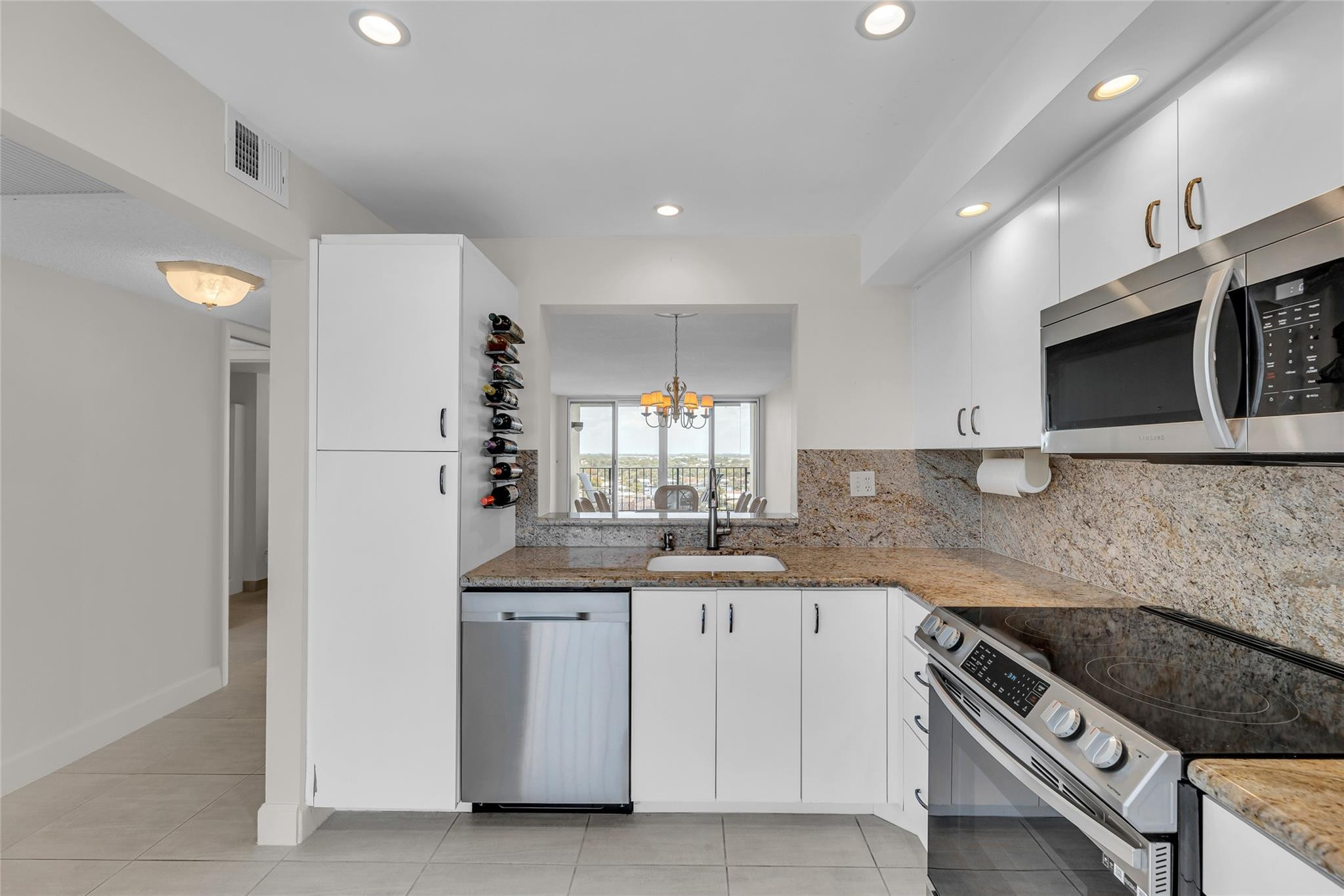 Silver Thatch Intracoastal - Residential