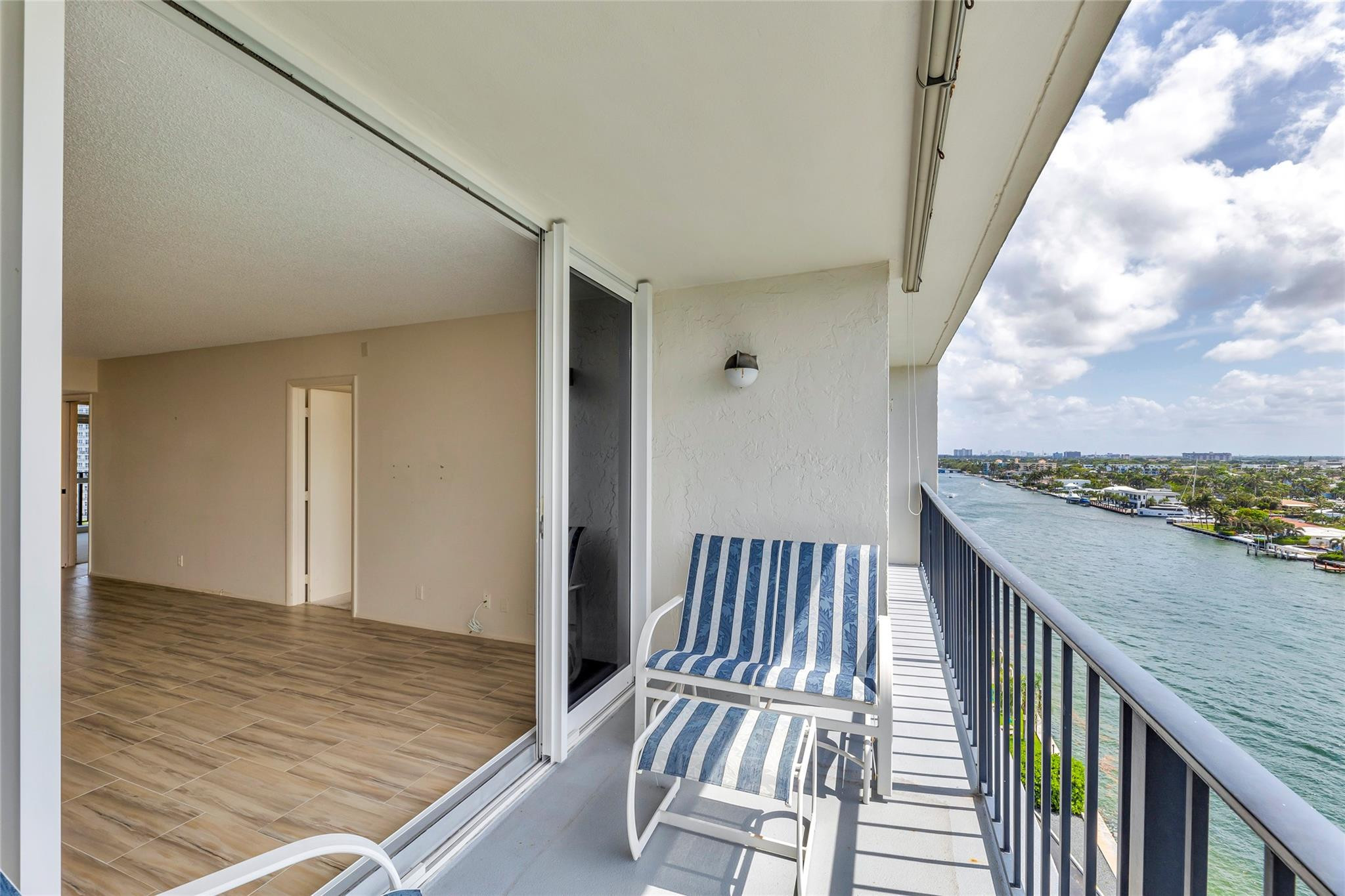 Silver Thatch Intracoastal - Residential