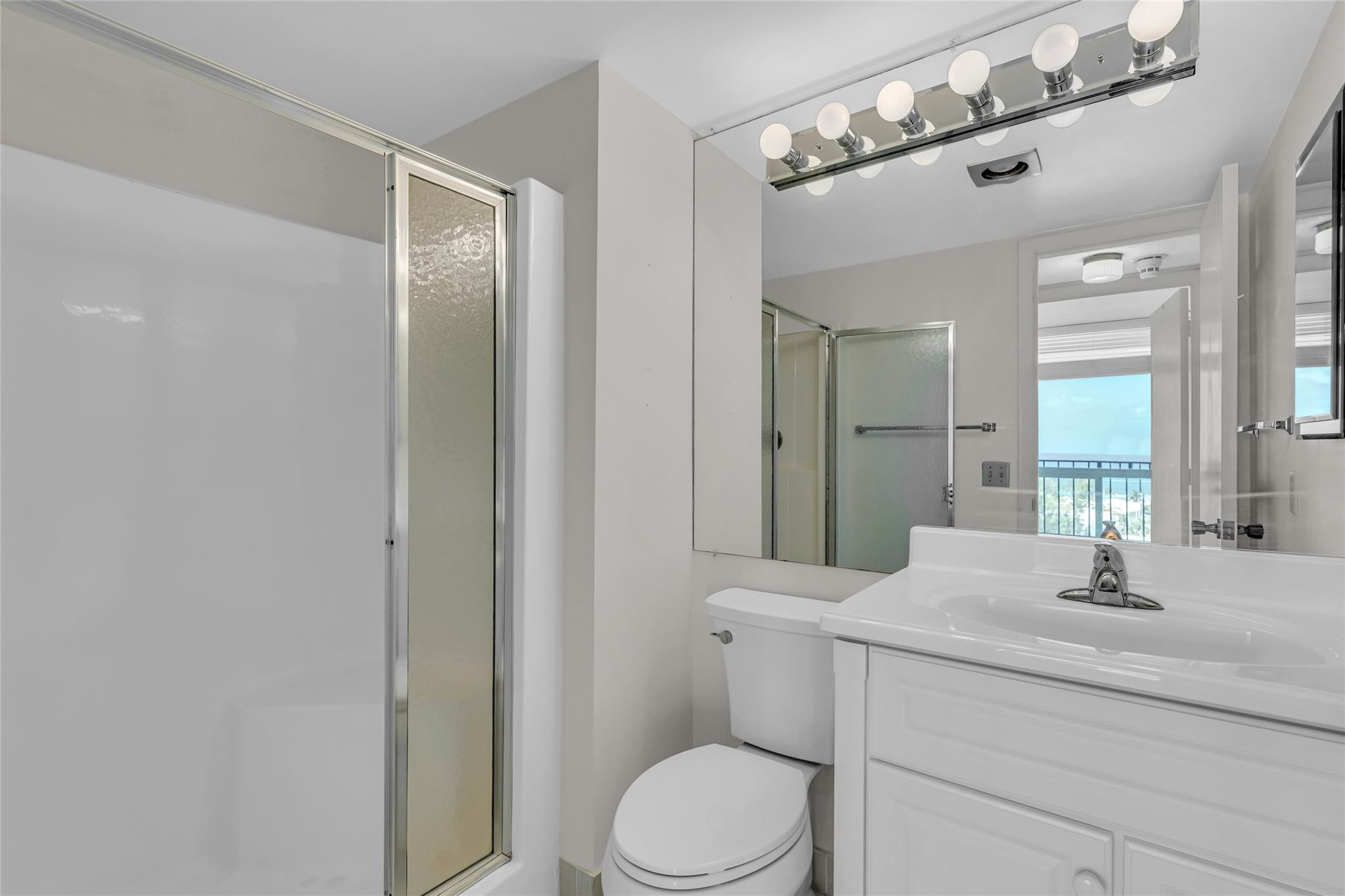 Silver Thatch Intracoastal - Residential