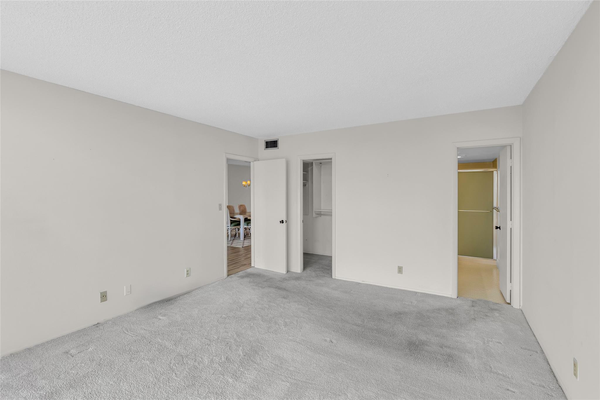 Silver Thatch Intracoastal - Residential