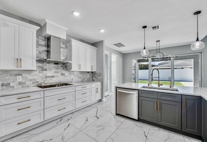 PORT ST LUCIE SECTION 18 - Residential