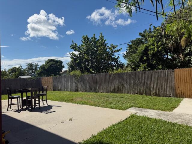 ACREHOME PARK SECOND ADD - Residential Lease