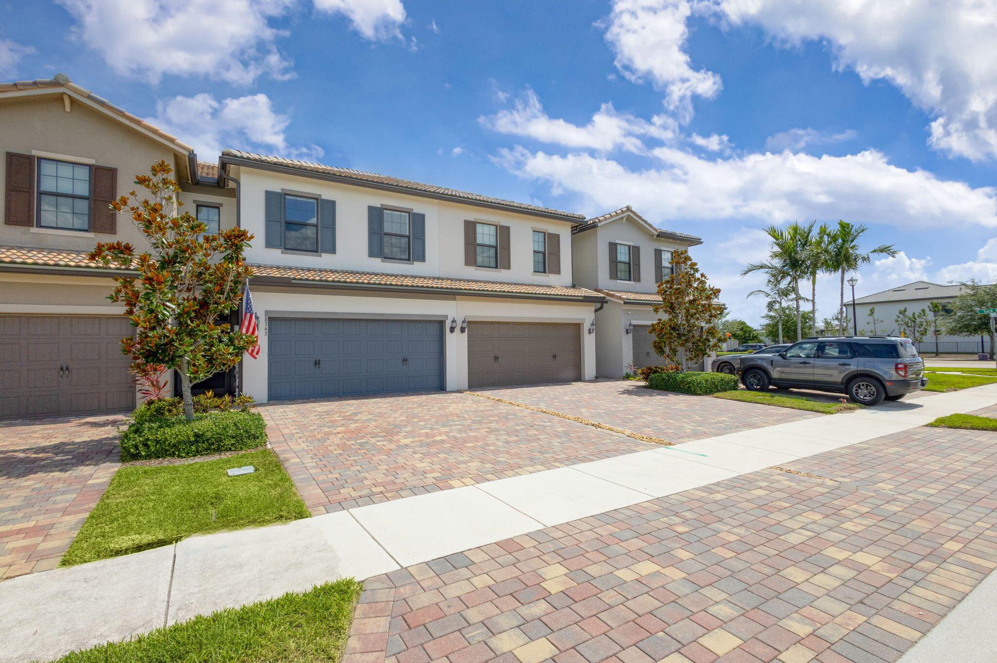 8343 Cinch Way