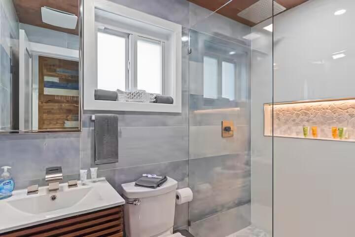 DELRAY TOWN OF - Residential Lease