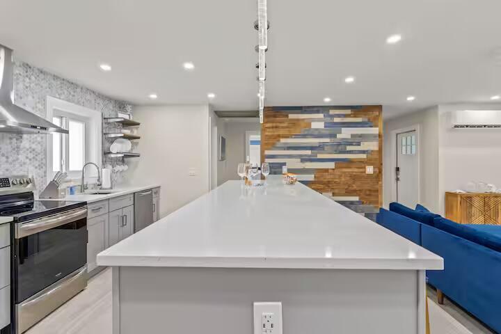DELRAY TOWN OF - Residential Lease