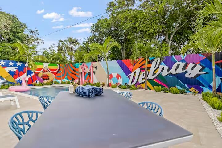 DELRAY TOWN OF - Residential Lease