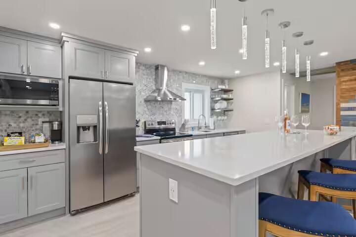 DELRAY TOWN OF - Residential Lease