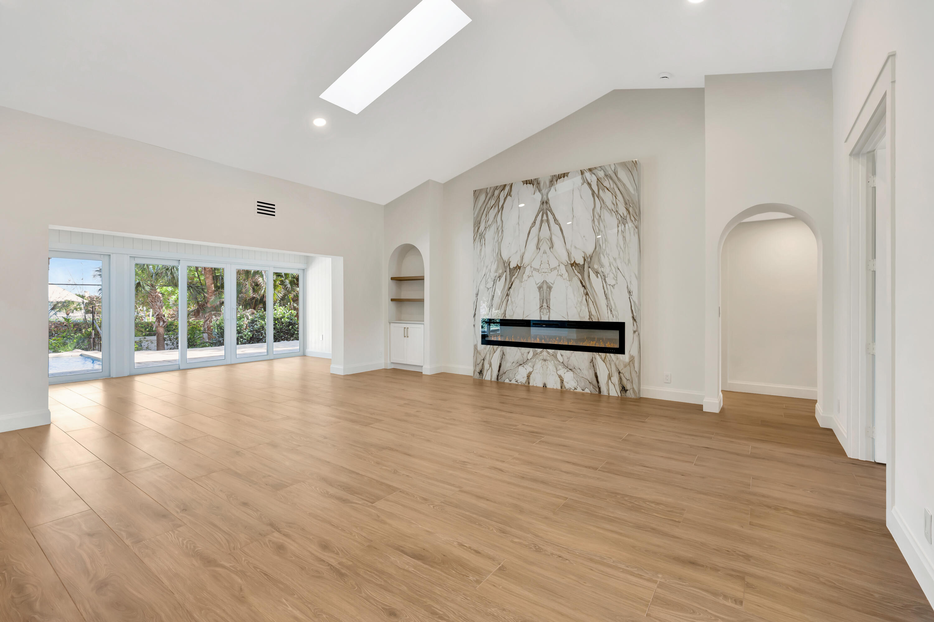 YACHT & COUNTRY CLUB OF STUART - Residential