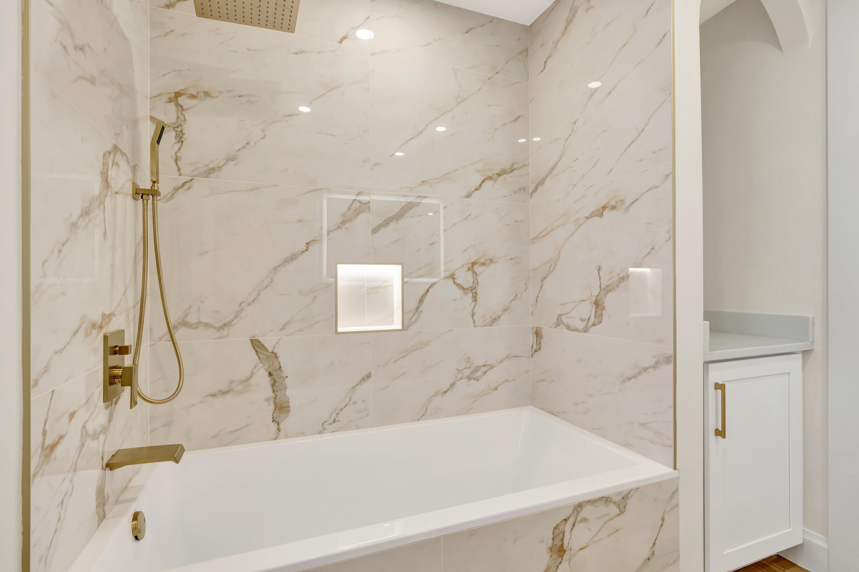 YACHT & COUNTRY CLUB OF STUART - Residential