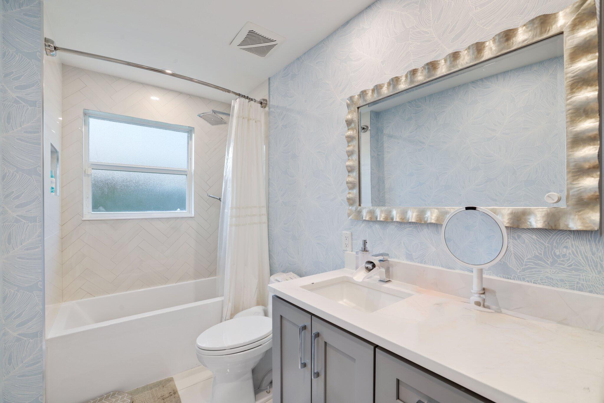 COUNTRY CLUB ADD TO VILLAGE OF NORTH PALM BEACH - Residential