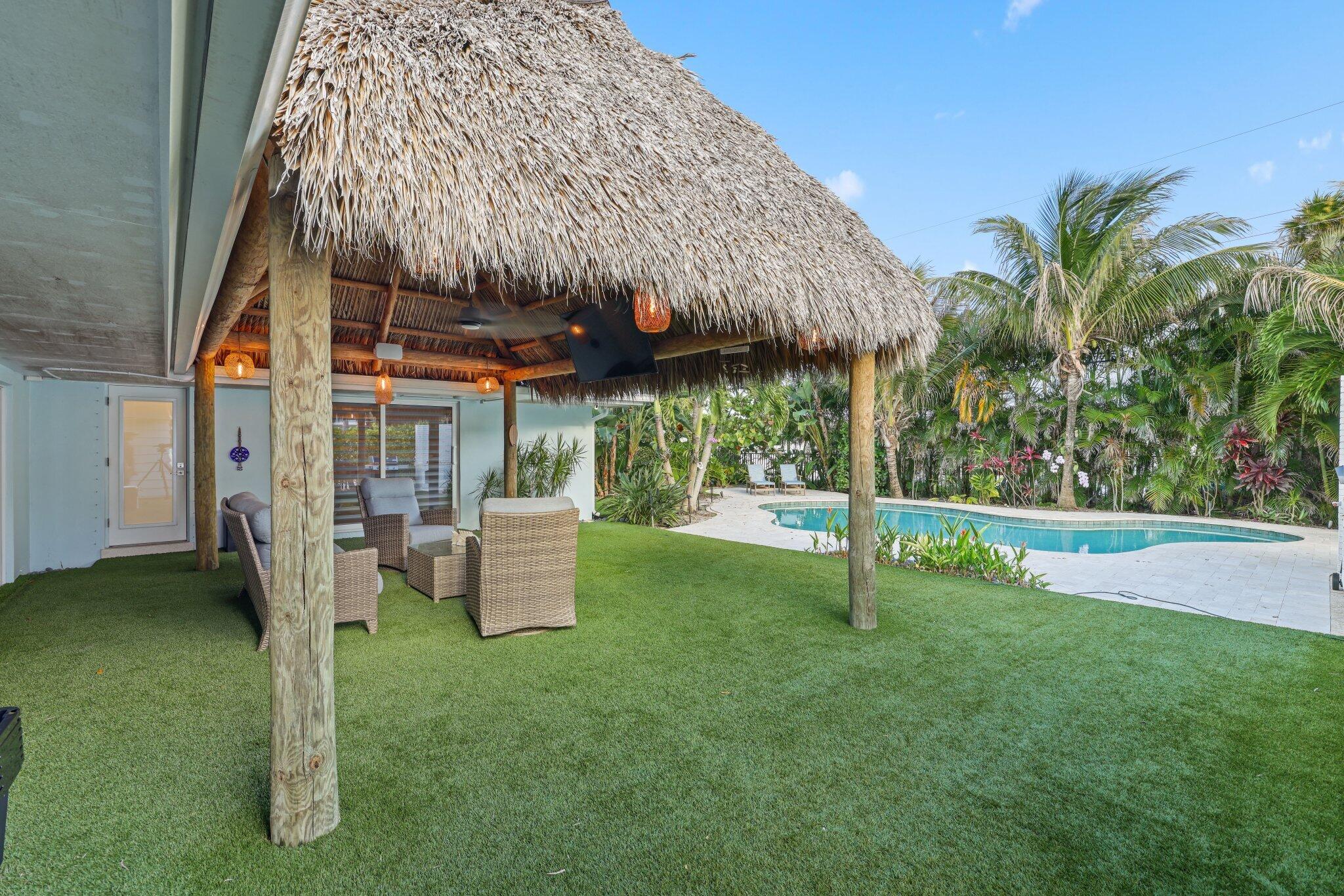 COUNTRY CLUB ADD TO VILLAGE OF NORTH PALM BEACH - Residential