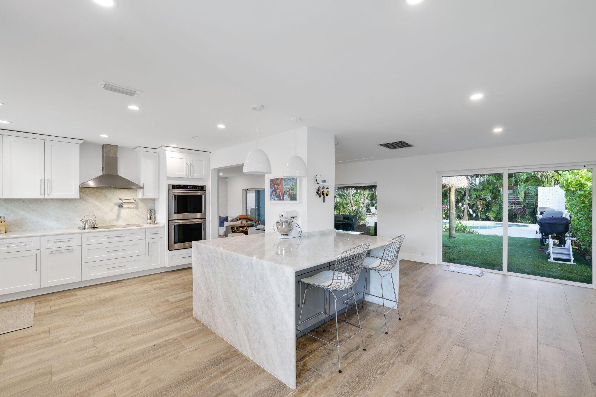 COUNTRY CLUB ADD TO VILLAGE OF NORTH PALM BEACH - Residential