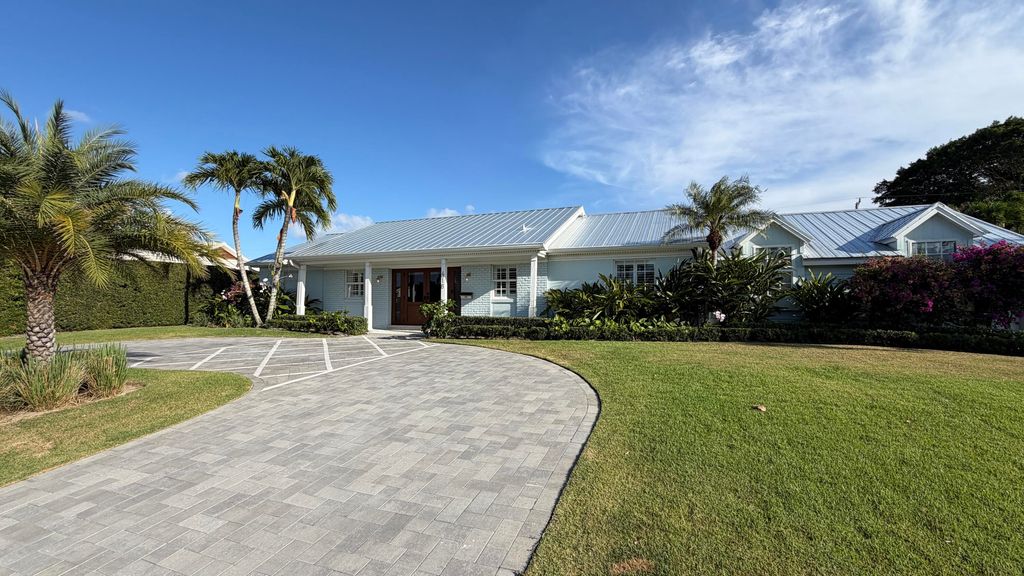 Photo of 418 Oyster Road, North Palm Beach, FL 33408 (MLS # B26031090)
