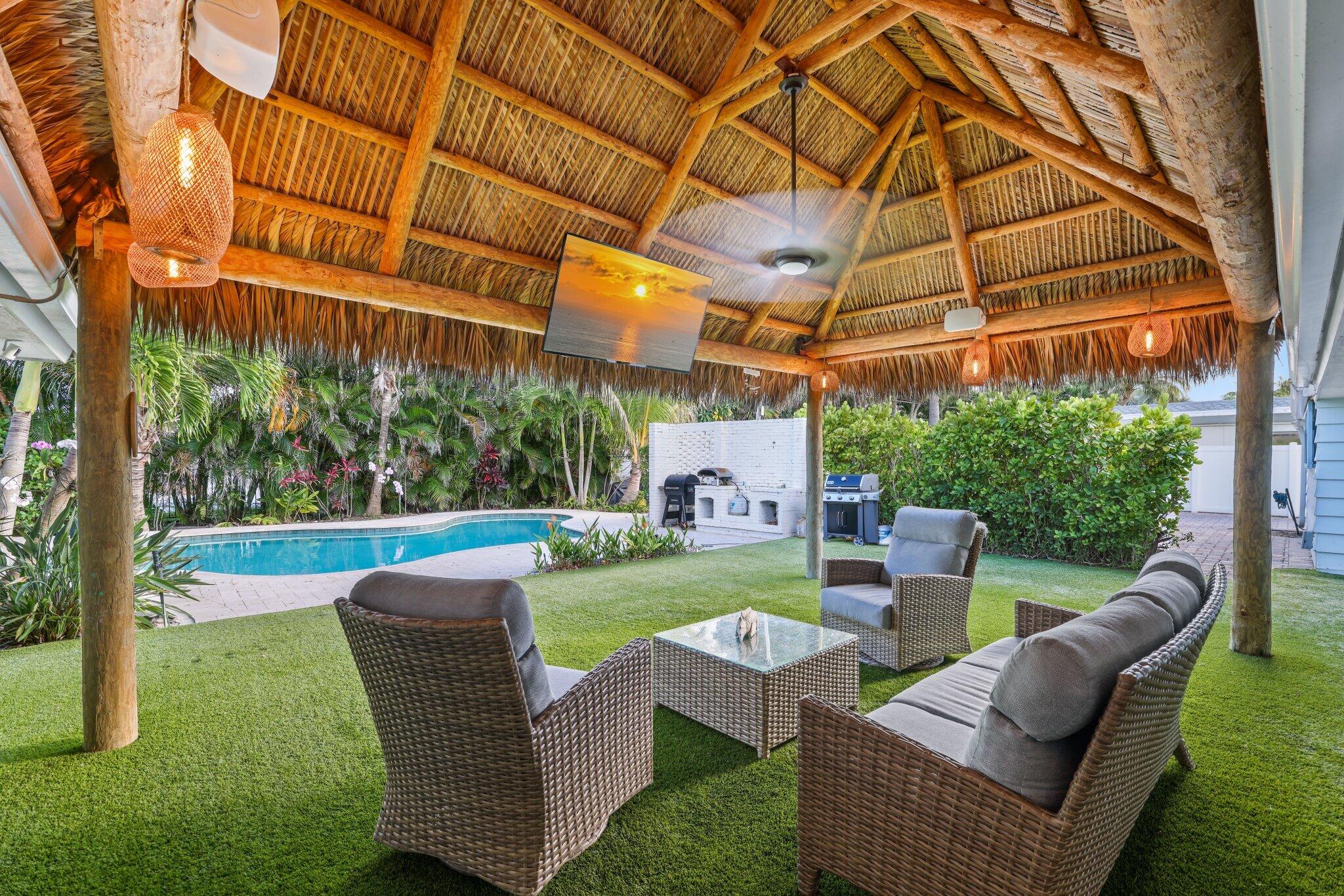 COUNTRY CLUB ADD TO VILLAGE OF NORTH PALM BEACH - Residential