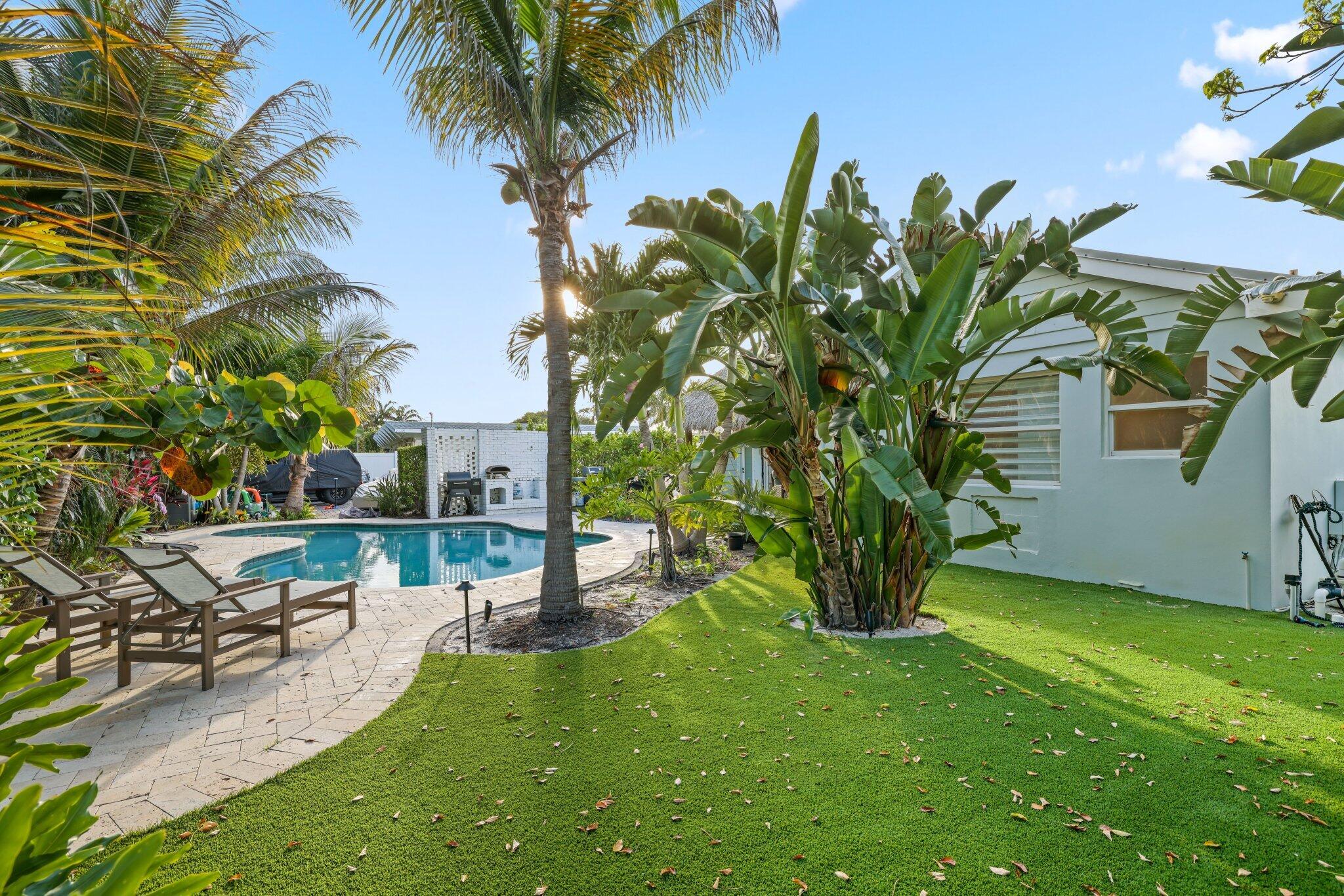 COUNTRY CLUB ADD TO VILLAGE OF NORTH PALM BEACH - Residential