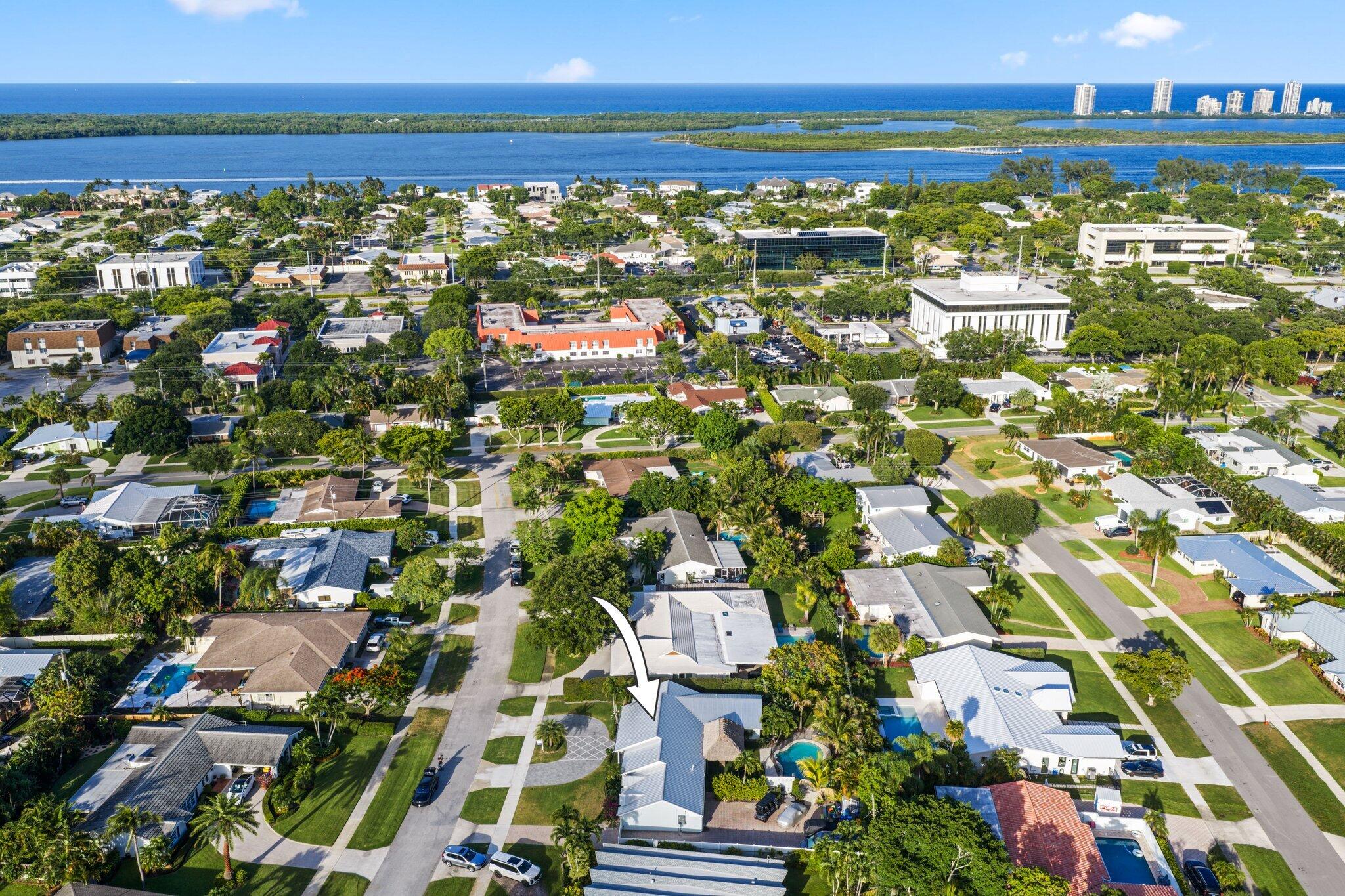COUNTRY CLUB ADD TO VILLAGE OF NORTH PALM BEACH - Residential