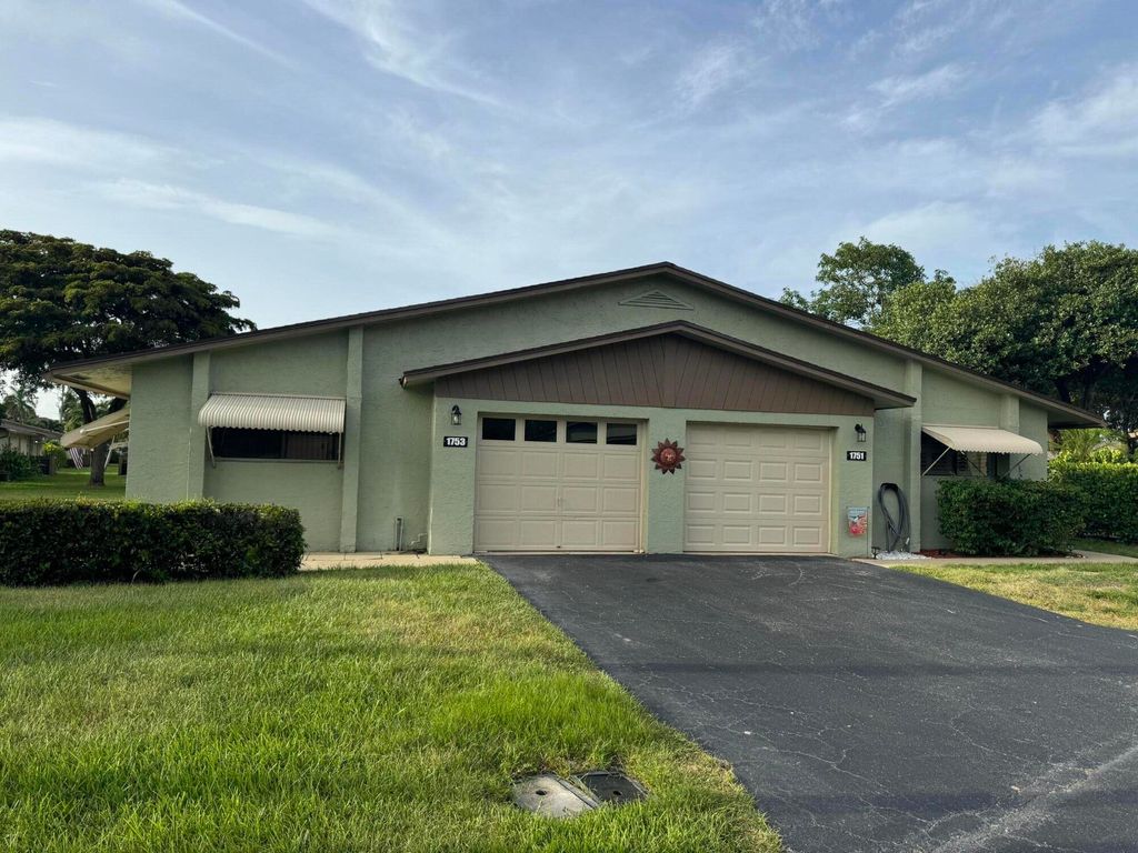 Photo of 1753 Palmland Drive, Boynton Beach, FL 33436 (MLS # R11003655)