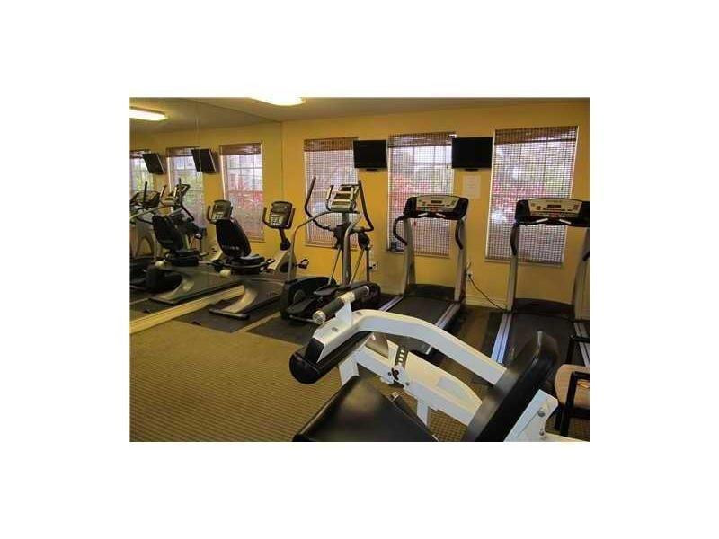 ADDISON POINTE - Residential