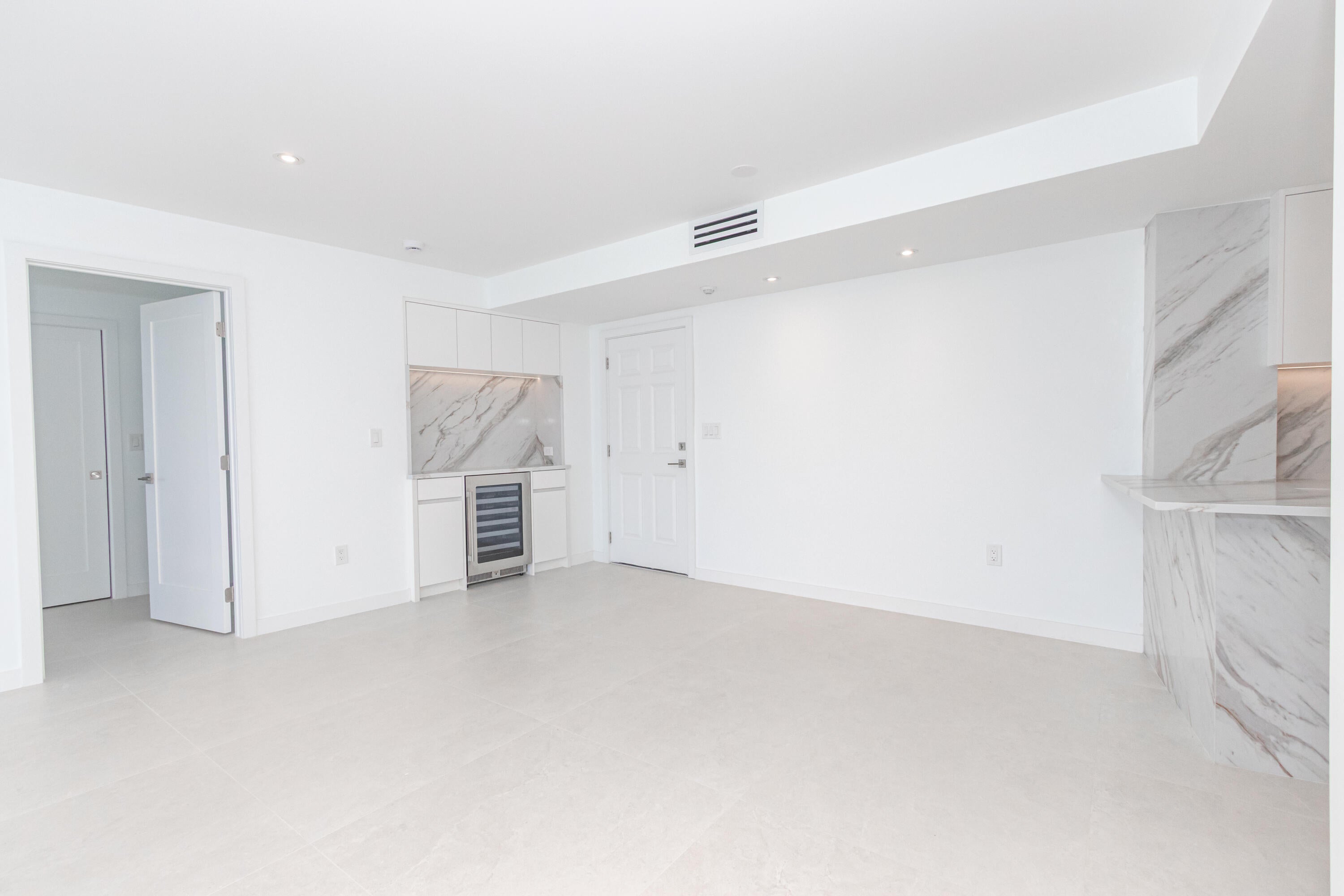 2774 S Ocean Boulevard 802